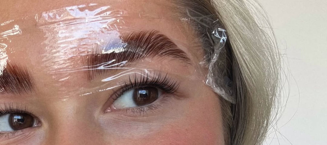 Brow Lamination voor dunne wenkbrauwen: De ultieme gids voor meer volume