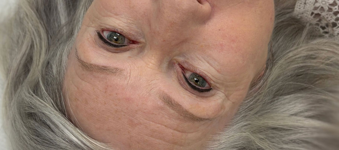 Mastering Mature Brows: Tinten van grijze en dunnere wenkbrauwen