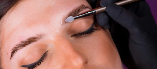 Hoe combineer je Brow Lamination & Airbrush Brows?