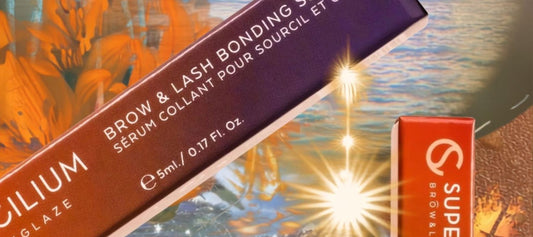 Summermaxxing: De Beste Brow- & Lash Behandelingen voor de Zomer